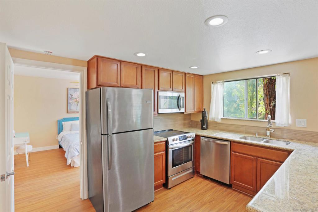 155 Rosebay Dr - photo 13