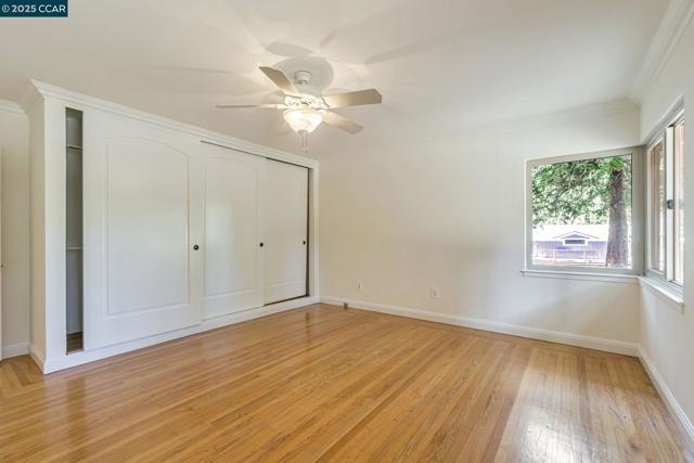 9 Wanda Way, Martinez CA: https://media.crmls.org/mediaz/adc59976-9f3b-421d-9a2f-2ed564a7804c.jpg