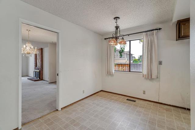 668 Litton Court, Sunnyvale CA: https://media.crmls.org/mediaz/adc69284-4632-4361-870c-f45227fd9312.jpg