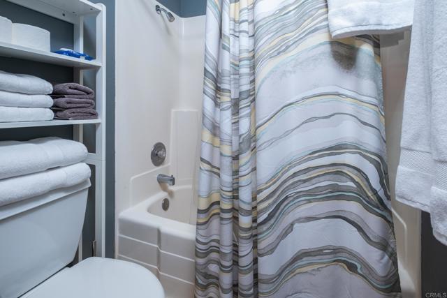 Detail Gallery Image 19 of 26 For 10865 Charing Cross Rd, Spring Valley,  CA 91978 - 4 Beds | 3 Baths