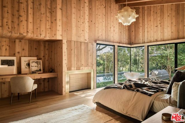 28779 Sea Ranch Way, Malibu CA: https://media.crmls.org/mediaz/adc80c1f-da8c-4524-9092-5148080f07f0.jpg