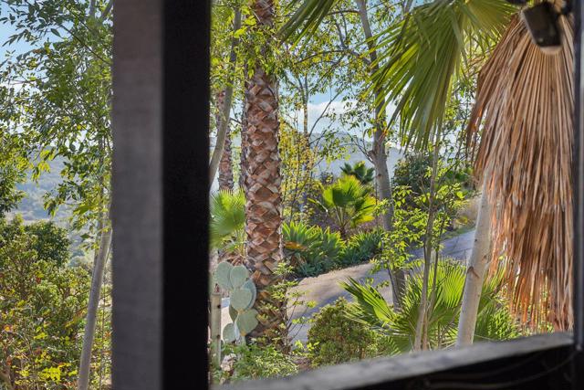 26086 Bear Valley Heights Road, Escondido CA: https://media.crmls.org/mediaz/adc8a233-8bb5-4a5b-a3c8-6098b61aab82.jpg