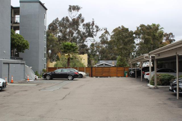2939 Laurel St, San Diego CA: https://media.crmls.org/mediaz/adc8d772-236b-42aa-aa6e-aa5a003b09f8.jpg