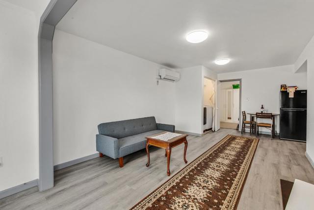 419 Harvey Way, Pacifica CA: https://media.crmls.org/mediaz/adc95d1d-adac-4654-bc44-4b147ed69ad4.jpg