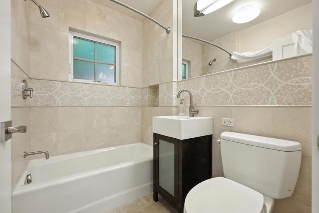 1630 Portola Avenue, Palo Alto CA: https://media.crmls.org/mediaz/adcb12b7-b947-4e12-a6d9-4fa82812194b.jpg
