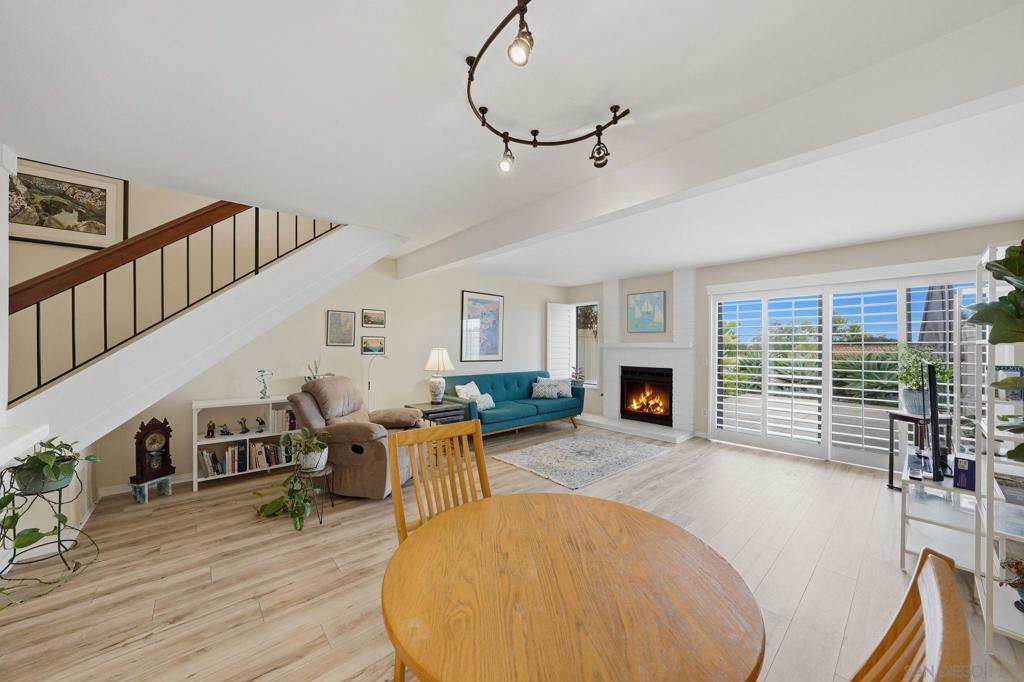 957 Fir Tree Pl. - photo 9