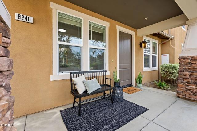 Detail Gallery Image 2 of 65 For 8240 Silver Cir, Ventura,  CA 93004 - 3 Beds | 2/1 Baths