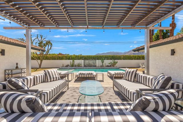 505 N Camino Real, Palm Springs CA: https://media.crmls.org/mediaz/adcbe8d4-998d-4563-9cc9-40f0b2c98708.jpg