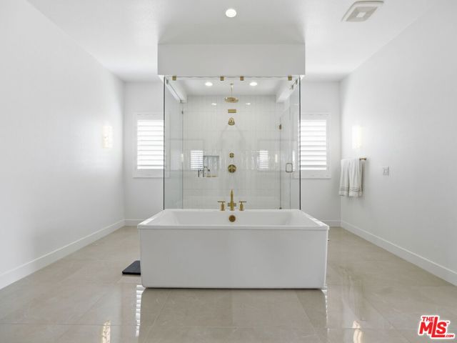 Image 32 of 54 For 12061 Northstar Lane