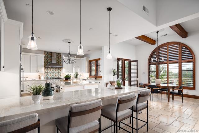 7576 Northern Lights, San Diego CA: https://media.crmls.org/mediaz/adcd2c66-01e2-468b-81bd-096949171e0a.jpg