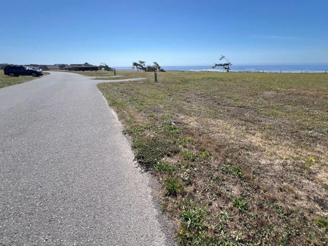 3002 Sandpointe Drive,  CA: https://media.crmls.org/mediaz/adce0e1f-4307-4e8a-993c-74808d7edd92.jpg