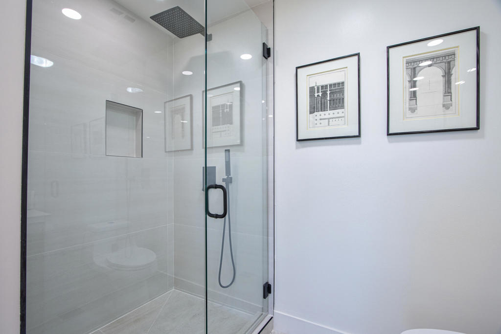 MLS #219132502DA image #23