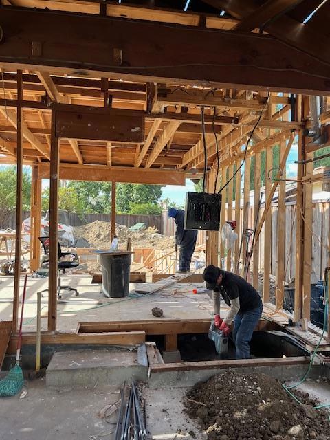 3211 Pentland Court, San Jose CA: https://media.crmls.org/mediaz/adce3522-9005-4923-a208-ea67b60730ce.jpg