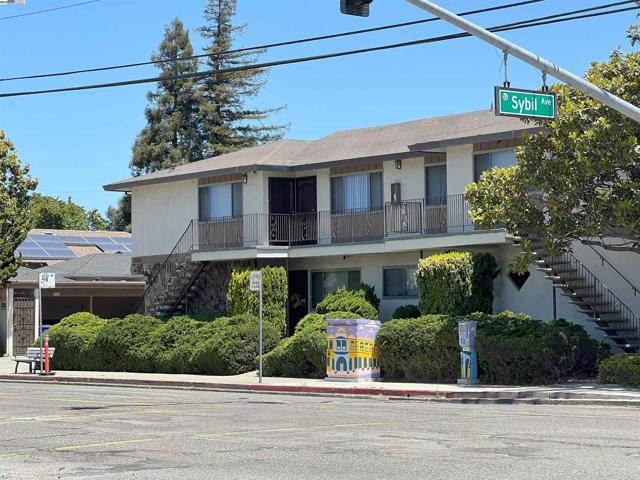 1888 Bancroft Avenue, San Leandro CA: https://media.crmls.org/mediaz/adcfd62d-04ff-4d93-bc14-2f72cd56bcf3.jpg
