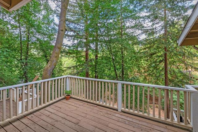 21440 Shady Lane, Los Gatos CA: https://media.crmls.org/mediaz/add0982b-e339-4e33-a947-cc3686d71247.jpg