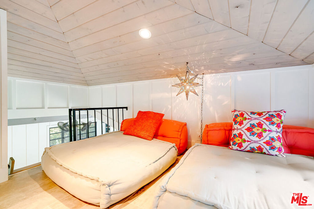 MLS #26859495 image #34