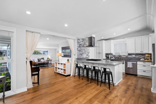 Detail Gallery Image 25 of 39 For 9341 Fermi Ave, San Diego,  CA 92123 - 3 Beds | 2 Baths