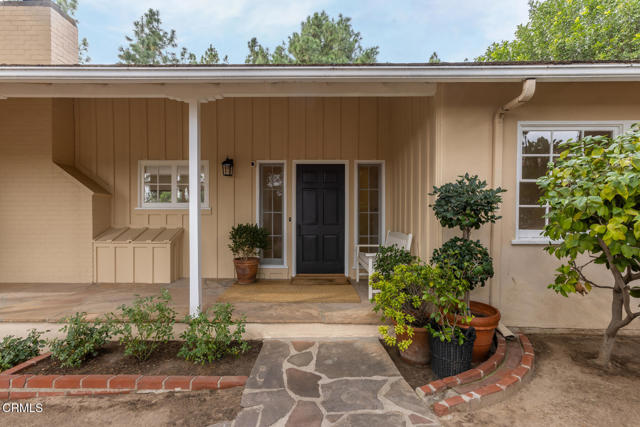 Detail Gallery Image 5 of 44 For 5209 Alta Canyada Rd, La Canada Flintridge,  CA 91011 - 3 Beds | 2 Baths