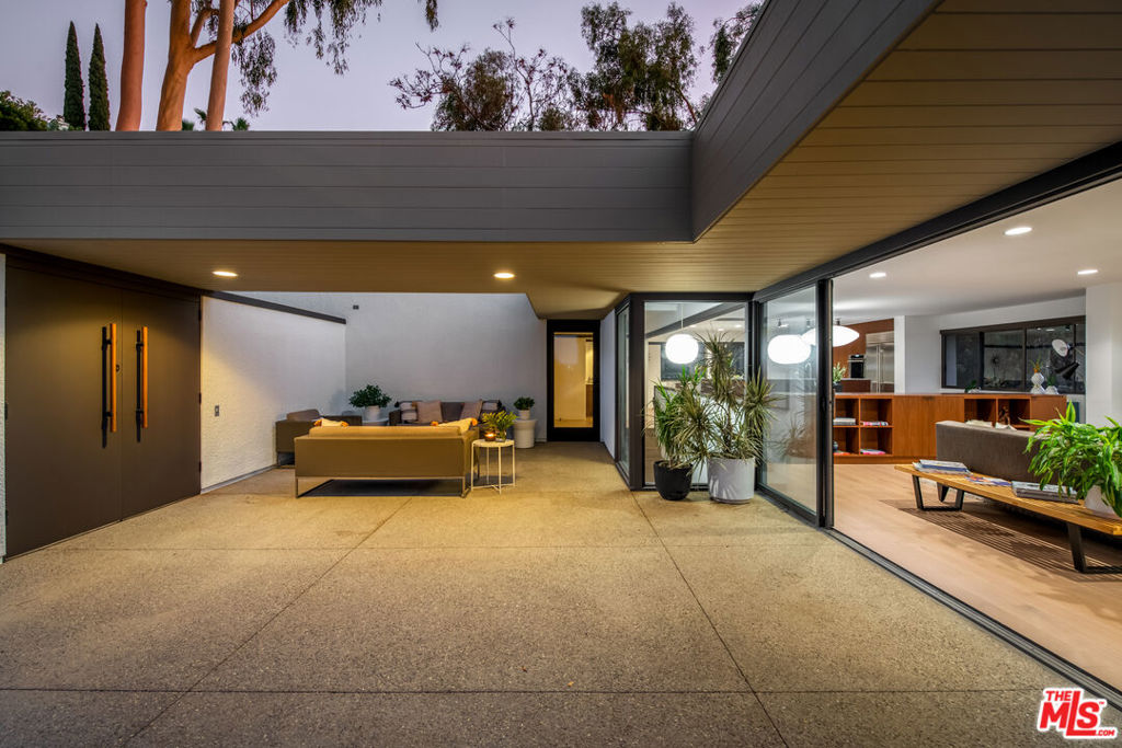 13547 Contour DriveSherman Oaks img 16