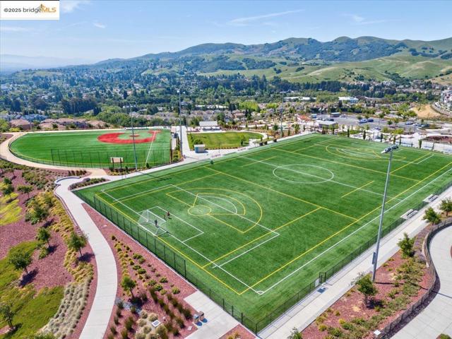 2712 Via Vicenza, San Ramon CA: https://media.crmls.org/mediaz/adda0fbd-3912-4fb6-98b4-b686fbd79c73.jpg