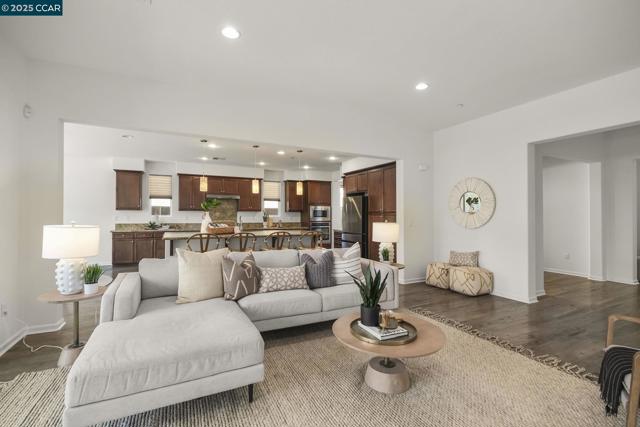 2968 Alves Ranch Rd, Pittsburg CA: https://media.crmls.org/mediaz/adda1a90-c6ae-41eb-ba8d-d533797ce408.jpg