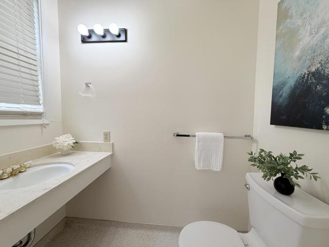 2205 Sacramento Street, San Francisco CA: https://media.crmls.org/mediaz/adda7778-ff7d-4223-920a-14d8742b492a.jpg