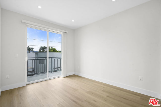 11042 La Maida Street, North Hollywood CA: https://media.crmls.org/mediaz/adda95bf-6bcd-4d2f-bca1-063c5206a742.jpg