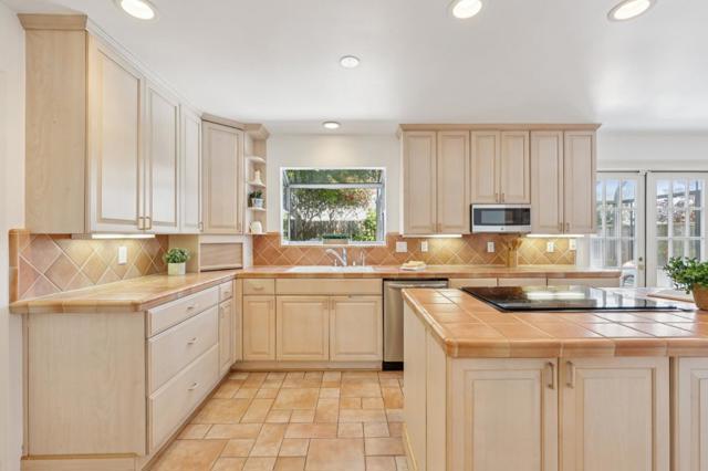 2204 Delvin Way, South San Francisco CA: https://media.crmls.org/mediaz/addab052-22f1-474d-a404-2e1f037fd6fc.jpg
