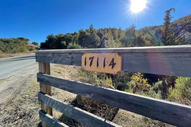 17114 Cachagua Road, Carmel Valley CA: https://media.crmls.org/mediaz/addb6a5b-3694-4213-8a2f-8f897f2c0658.jpg