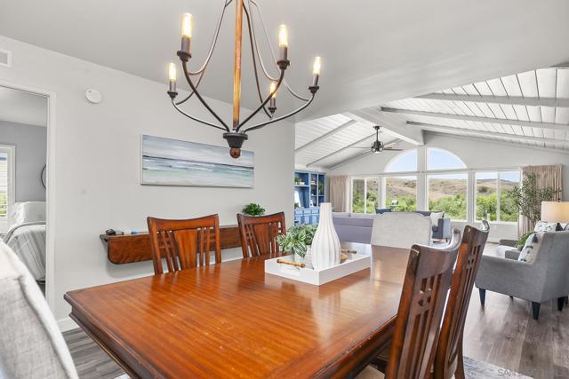 5188 Weymouth Way, Oceanside CA: https://media.crmls.org/mediaz/addbcadc-abc7-432d-aa83-8cb745575a3e.jpg