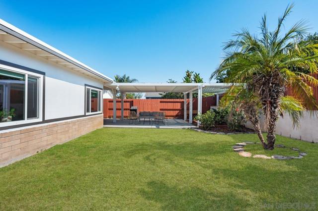 2170 Montclair St, San Diego CA: https://media.crmls.org/mediaz/addbeb8d-e143-4a39-99b4-d6e7d85b35e9.jpg