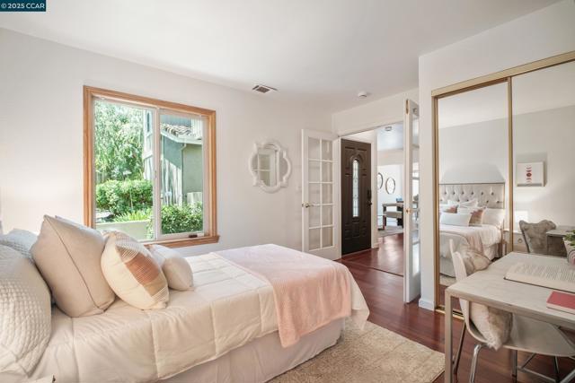 232 Jewel Terrace, Danville CA: https://media.crmls.org/mediaz/addc8beb-2969-4d6b-92de-9d34c36e7b66.jpg