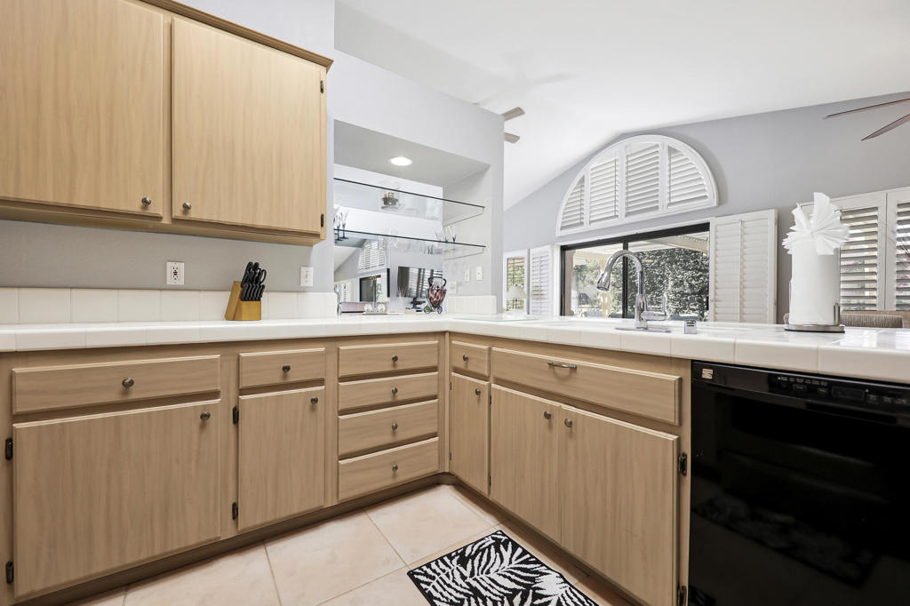 MLS #219138877DA image #12