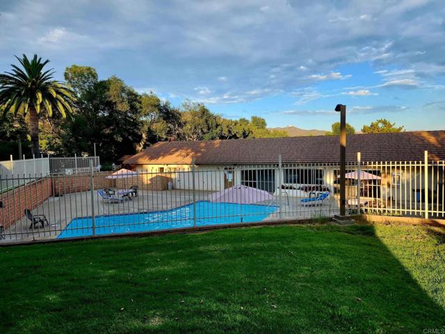 Detail Gallery Image 14 of 28 For 3909 Reche Rd #52,  Fallbrook,  CA 92028 - 2 Beds | 1/1 Baths