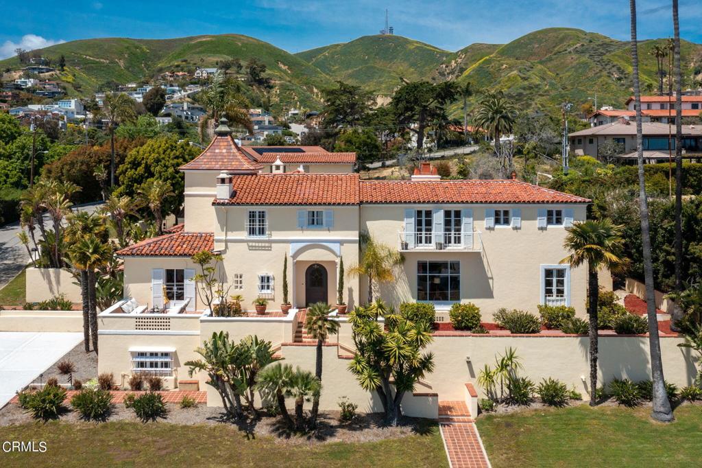 270 Lincoln Drive, Ventura, CA 93001