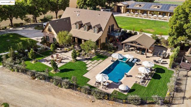 3501 Byer Road, Byron CA: https://media.crmls.org/mediaz/adddc4fa-a203-4cd6-acd9-67cce60d1826.jpg