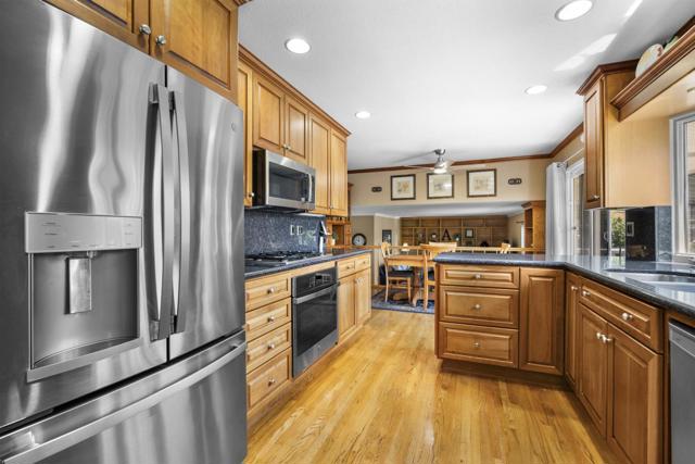 488 Churchill Park Drive, San Jose CA: https://media.crmls.org/mediaz/adde76b2-e32f-4441-b40d-1475e5d68a61.jpg