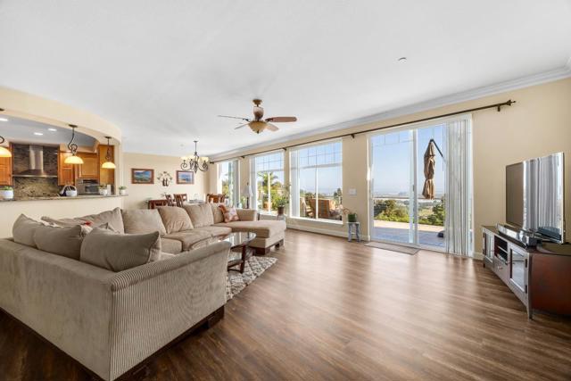960 Smith Road, Watsonville CA: https://media.crmls.org/mediaz/ade0ee12-3b33-4762-91c3-8e6e1d77f7bc.jpg
