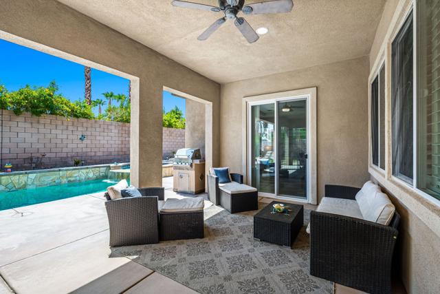 40844 Piazza Del Paradiso, Indio CA: https://media.crmls.org/mediaz/ade0f1a0-9b11-4068-b494-c0ec954ffe2f.jpg