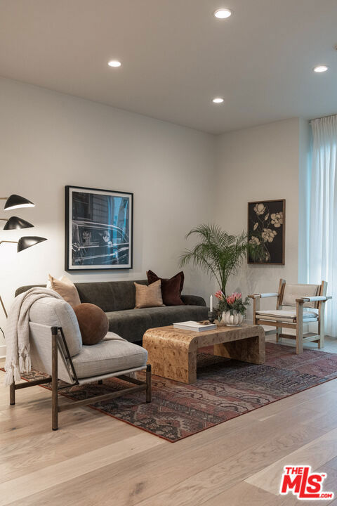 2210 Tom Mix Road, Los Angeles CA: https://media.crmls.org/mediaz/ade11e01-3853-41ae-82ec-5d0ebeb4dd8b.jpg