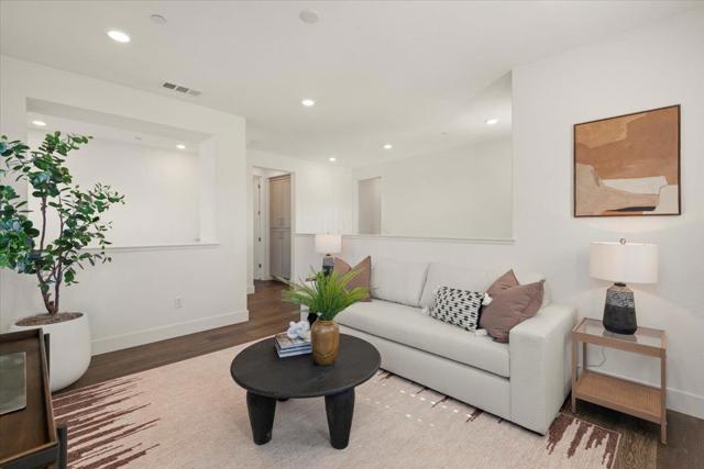 7171 Spumante Court, Gilroy CA: https://media.crmls.org/mediaz/ade20af2-92dd-41d3-a81b-24ba0a46f94b.jpg