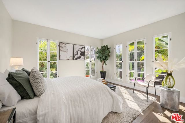2276 La Granada Drive, Los Angeles CA: https://media.crmls.org/mediaz/ade21f84-af3d-4d39-bfe2-328f36c85047.jpg