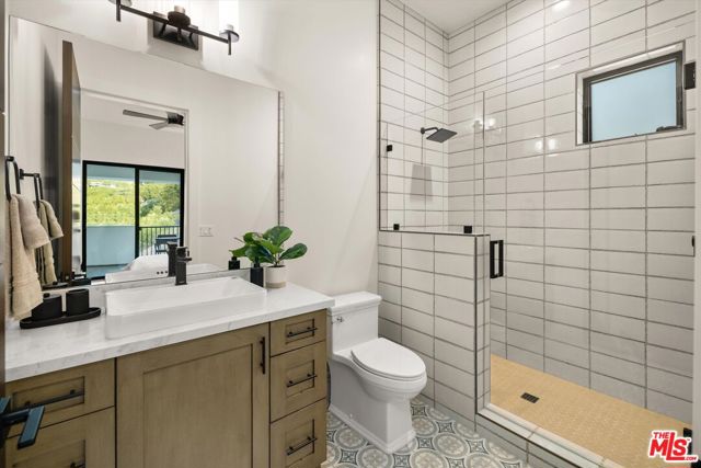 2082 Las Canoas Road, Santa Barbara CA: https://media.crmls.org/mediaz/ade23188-5743-4757-bfe9-06e04f47586e.jpg