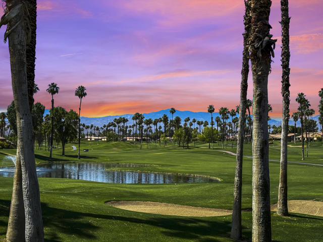 76099 Impatiens Circle, Palm Desert CA: https://media.crmls.org/mediaz/ade2e98b-33d4-427b-8540-80b4d719b75f.jpg