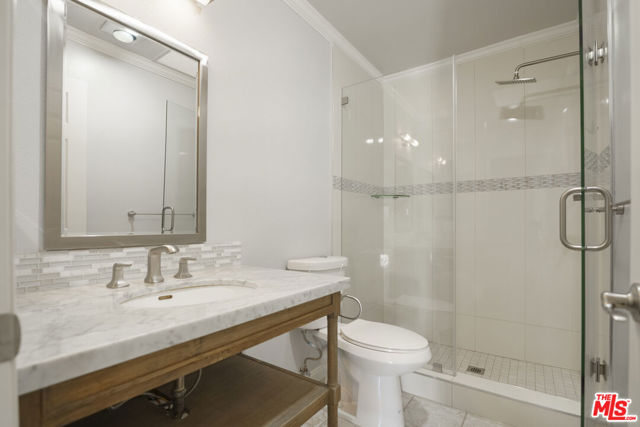 Image 18 of 43 For 2830 Lakeridge Lane