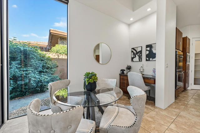 79900 De Sol A Sol, La Quinta CA: https://media.crmls.org/mediaz/ade5f737-887a-4b52-b611-5c895af86b5d.jpg