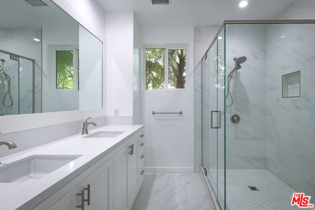24042 Killion Street, Woodland Hills CA: https://media.crmls.org/mediaz/ade63003-9f12-4c36-859e-aee7379cf035.jpg
