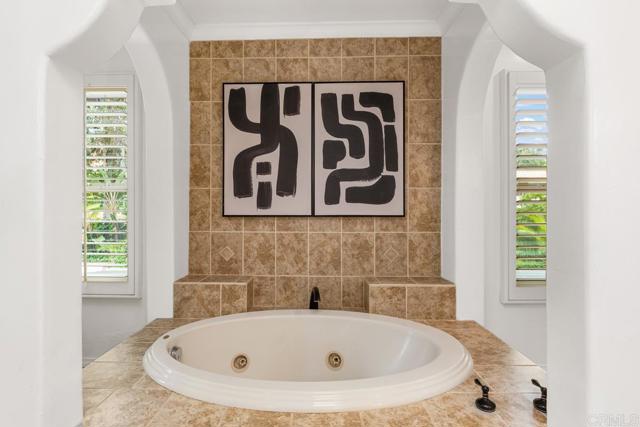 Detail Gallery Image 42 of 65 For 7401 Luna De Oro, Rancho Santa Fe,  CA 92067 - 4 Beds | 3/2 Baths