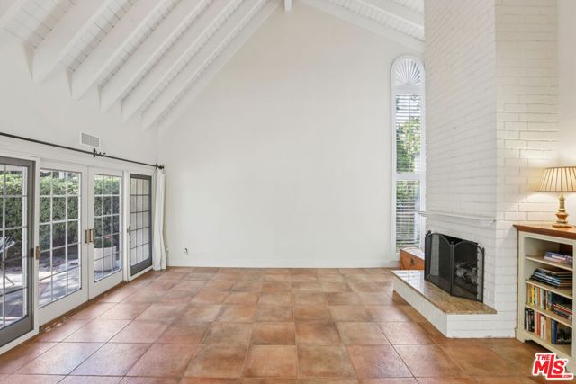 4400 Yorkfield Court photo 3
