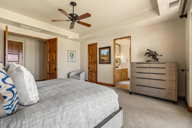 31 Hillcrest Drive, Rancho Mirage CA: https://media.crmls.org/mediaz/ade95b39-a018-4e6b-aa7e-5cb0bb5db5a1.jpg